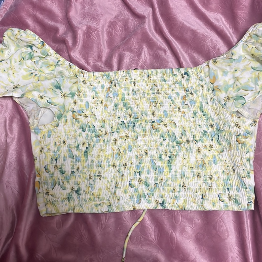 American Eagle Crop Top Summer Spring Adjustable Synching - Picture 2 of 3